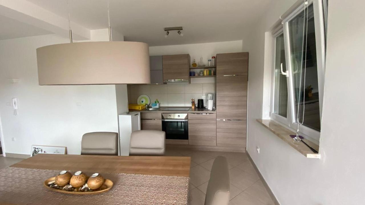 Vila Luca Island Krk / Malinska Ngoại thất bức ảnh
